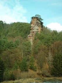 Rappenfelsen im Glastal